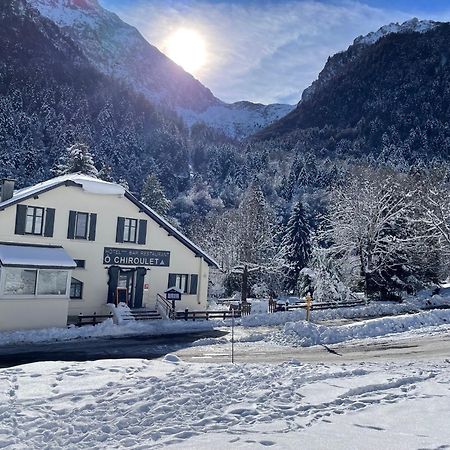Hotel O Chiroulet Bagneres-de-Bigorre Bagian luar foto